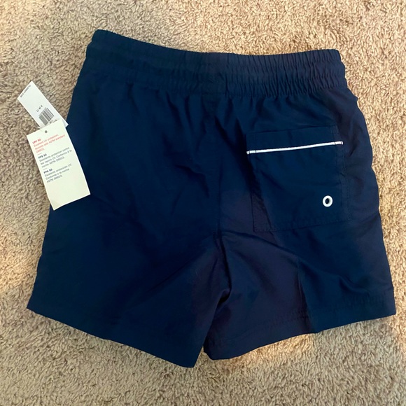 Navy blue Old Navy swim trunks kids small 6/7 NWT - Picture 2 of 2